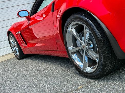 Used 2012 Chevrolet Corvette Grand Sport w/ 2LT Preferred Equipment Group RWD image 25