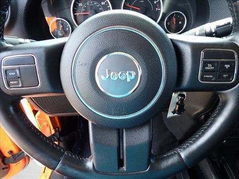 Used 2013 Jeep Wrangler Sahara w/ Dual Top Group AWD/4WD image 13