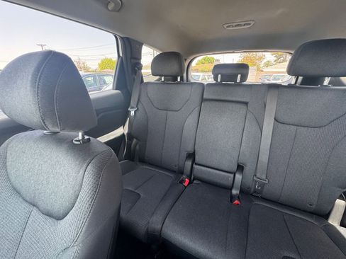 Used 2023 Hyundai Santa Fe SEL image 40