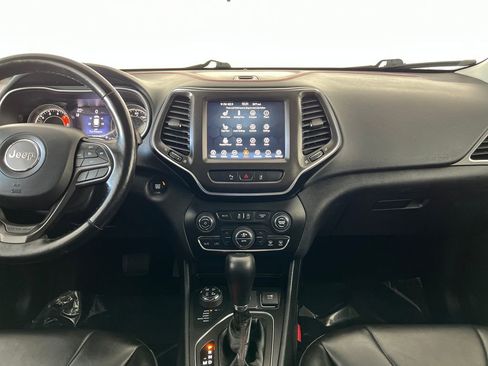 Used 2021 Jeep Cherokee Trailhawk image 19