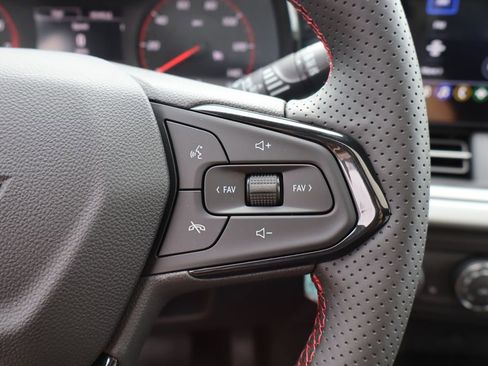 New 2026 Chevrolet Trax RS w/ Sunroof Package FWD image 16