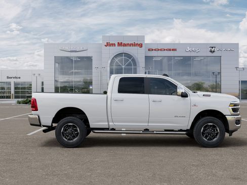 New 2026 RAM 3500 Laramie AWD/4WD image 20