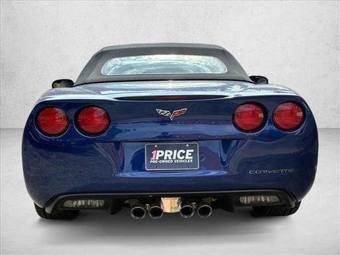Used 2005 Chevrolet Corvette Convertible RWD image 6