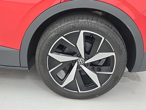 Certified 2025 Volkswagen ID.4 Pro S RWD image 34
