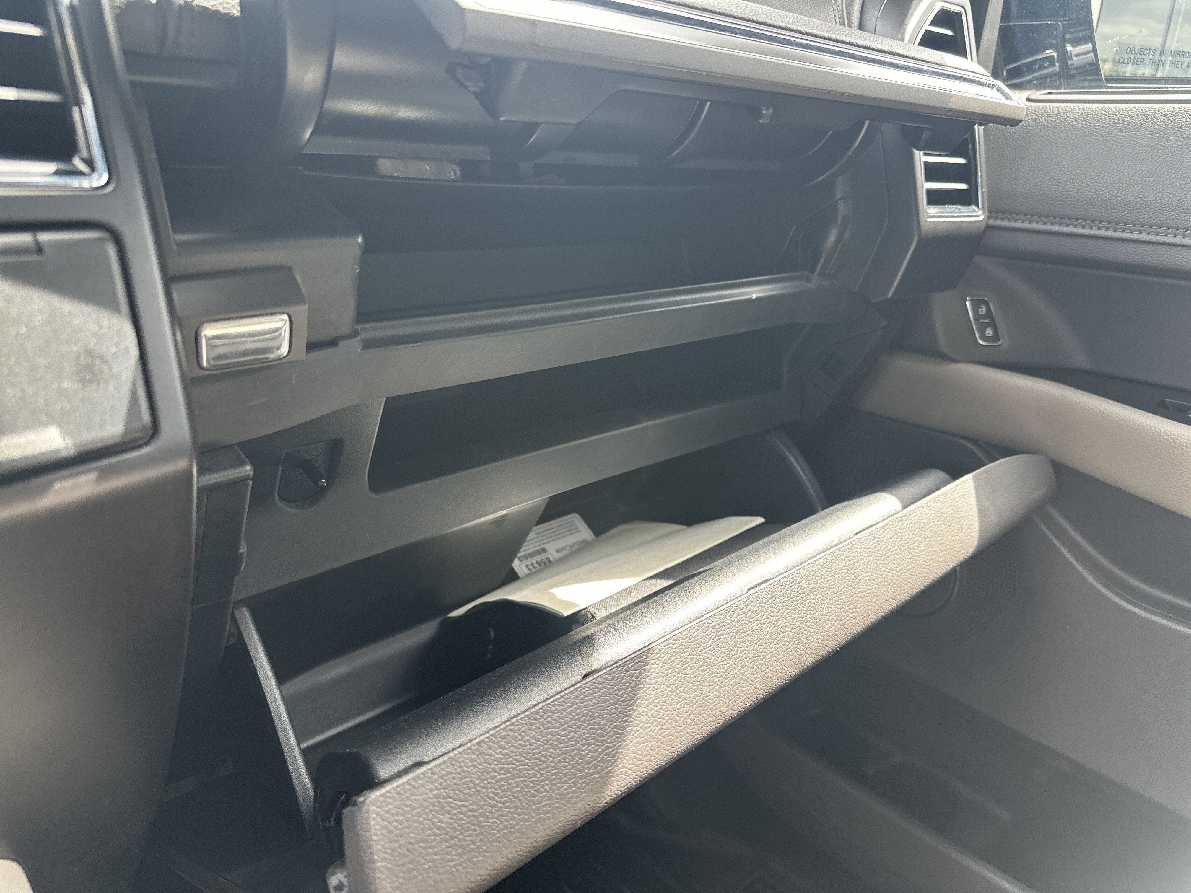 Used 2021 Ford Expedition Limited AWD/4WD image 25