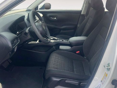 Certified 2024 Honda HR-V LX image 16
