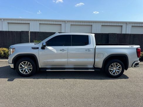Used 2021 GMC Sierra 1500 SLT w/ SLT Premium Plus Package AWD/4WD image 2