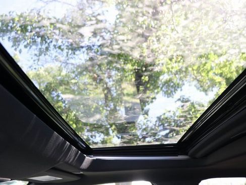 New 2025 GMC Sierra 3500 AT4 w/ AT4 Premium Plus Package image 32