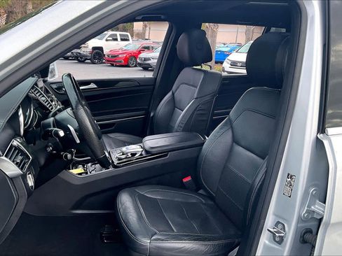 Used 2019 Mercedes-Benz GLS 550 4MATIC image 7