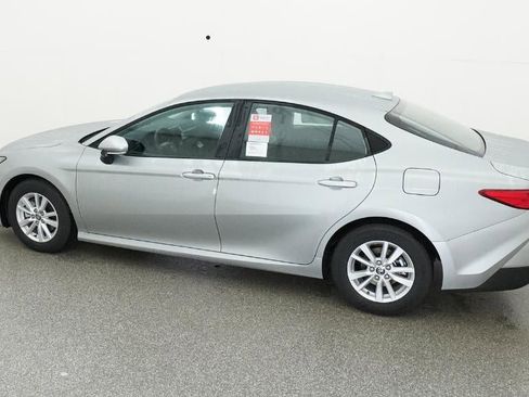 New 2026 Toyota Camry LE image 31