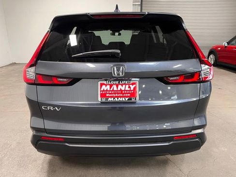 Used 2025 Honda CR-V LX image 4