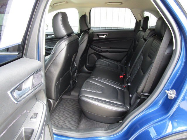 Used 2023 Ford Edge Titanium AWD/4WD image 11