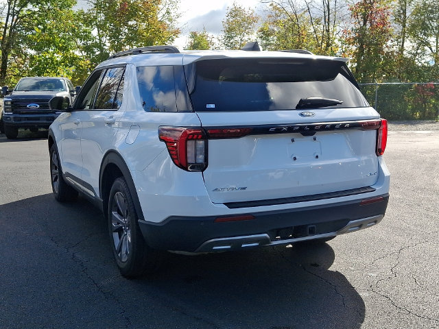 Used 2025 Ford Explorer Active w/ Active Comfort Package AWD/4WD image 10