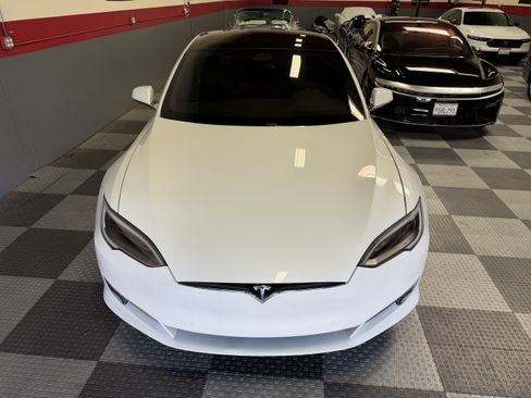 Used 2018 Tesla Model S 100D AWD/4WD image 35