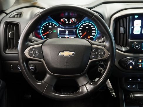 Used 2017 Chevrolet Colorado Z71 image 21