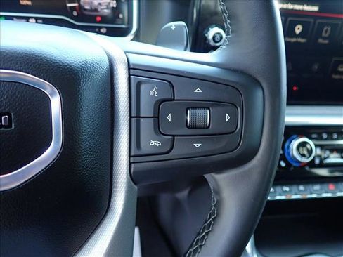 Used 2025 GMC Sierra 1500 Denali AWD/4WD image 16