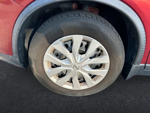 Used 2015 Nissan Rogue S FWD image 10