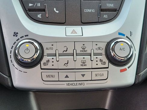 Used 2017 Chevrolet Equinox LT w/ Convenience Package FWD image 26