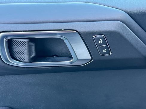 Certified 2024 Ford Bronco Badlands image 14