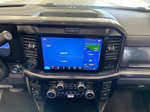 New 2026 Ford F250 Lariat w/ Black Appearance Package AWD/4WD image 28