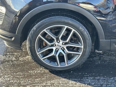Used 2018 Ford Explorer Sport image 6