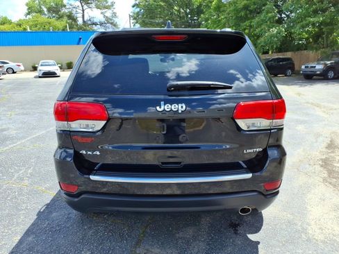 Used 2019 Jeep Grand Cherokee Limited AWD/4WD image 4