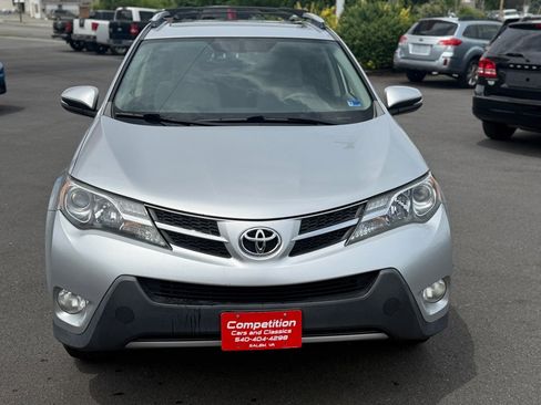 Used 2013 Toyota RAV4 XLE AWD/4WD image 5