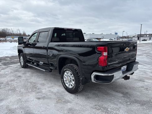 Used 2022 Chevrolet Silverado 2500 LT w/ All Star Edition image 5