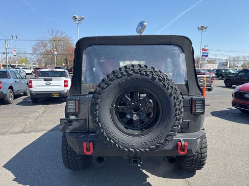 Used 2016 Jeep Wrangler Unlimited Sport w/ Connectivity Group image 7