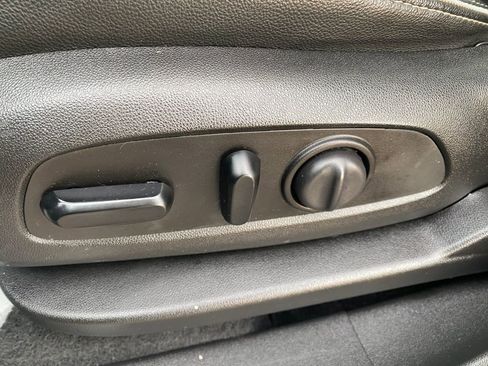 Used 2019 GMC Terrain Denali w/ Advanced Safety Package image 11