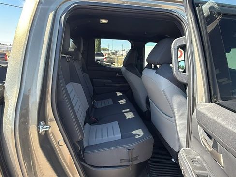 Used 2024 Toyota Tacoma TRD Off-Road image 26