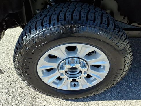 Used 2022 Ford F250 XLT image 10