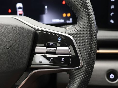 Used 2024 Nissan Ariya AWD image 21