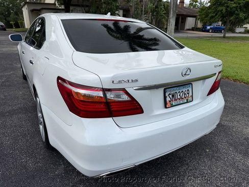 Used 2010 Lexus LS 460 RWD image 17