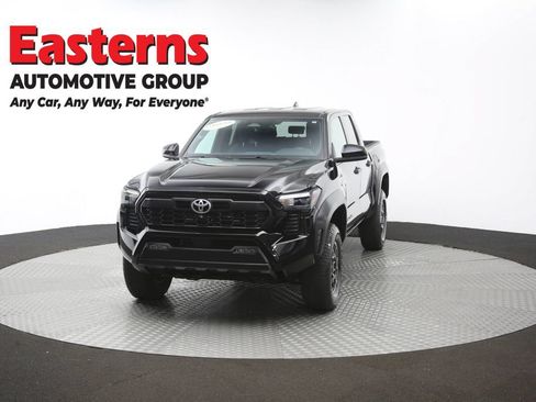 Used 2025 Toyota Tacoma TRD Off-Road AWD/4WD image 52