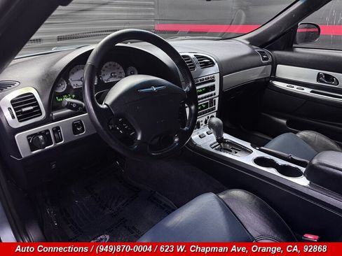 Used 2005 Ford Thunderbird RWD image 11