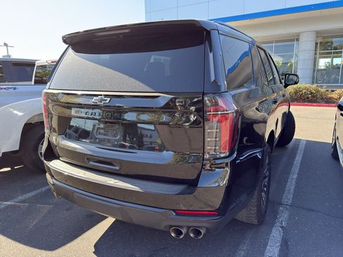 Used 2025 Chevrolet Tahoe Z71 AWD/4WD image 4
