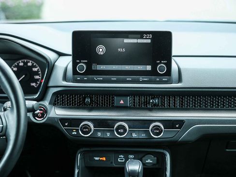 Used 2025 Honda CR-V Sport image 19