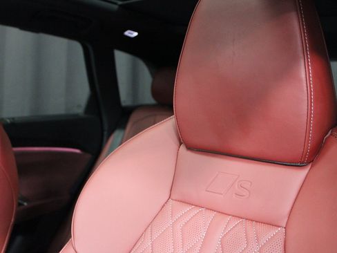 Used 2025 Audi SQ5 Prestige image 34