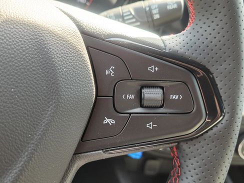 New 2026 Chevrolet Trax RS w/ Driver Confidence Package FWD image 20