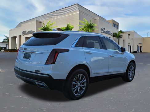 Certified 2022 Cadillac XT5 Premium Luxury image 6