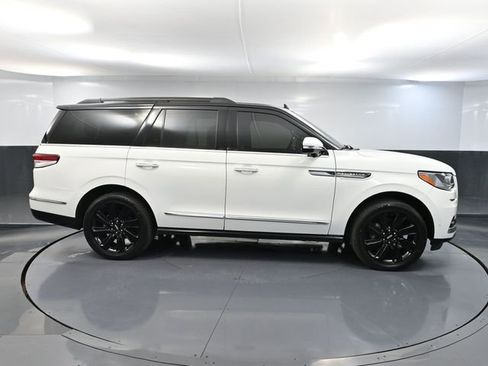 Used 2022 Lincoln Navigator Black Label AWD/4WD image 4
