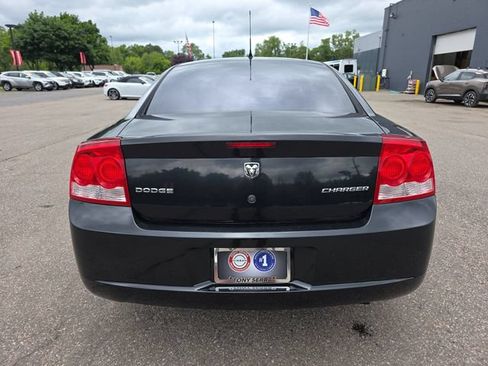Used 2010 Dodge Charger SE RWD image 21