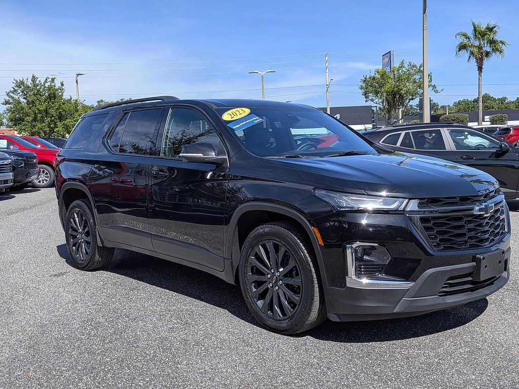 Used 2023 Chevrolet Traverse RS AWD/4WD image 30