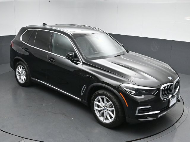 Used 2023 BMW X5 xDrive40i w/ Premium Package AWD/4WD image 45