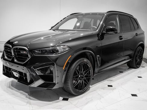 Used 2024 BMW X5 M Competition w/ Executive Package image 5
