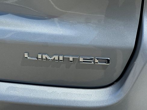 Used 2021 Jeep Compass Limited image 26