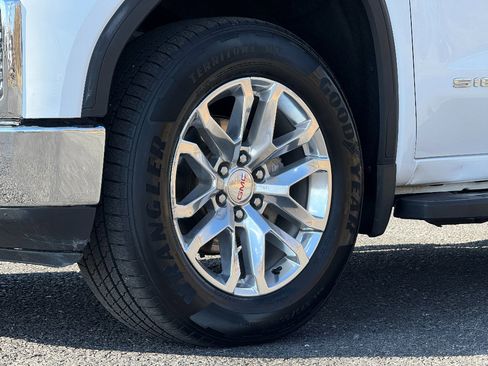 Used 2020 GMC Sierra 1500 SLT w/ SLT Premium Package image 17