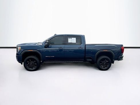 Used 2021 GMC Sierra 2500 AT4 w/ AT4 Preferred Package image 4