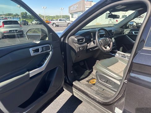 Used 2023 Ford Explorer Timberline AWD/4WD image 7